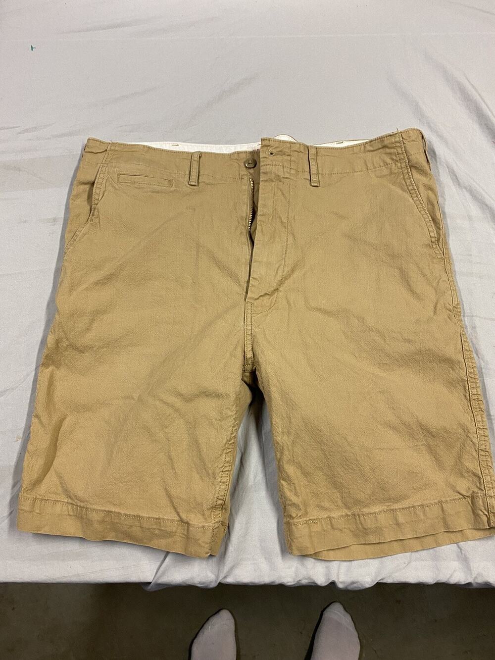 Authentic Levi Strauss & Co Shorts Men's Size 38 Khaki